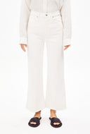 Witte jeans murliaa