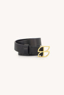 riem buckle logo