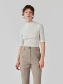 Top met ribstructuur krown noos