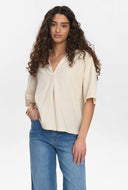 Licht beige blouse nutasa