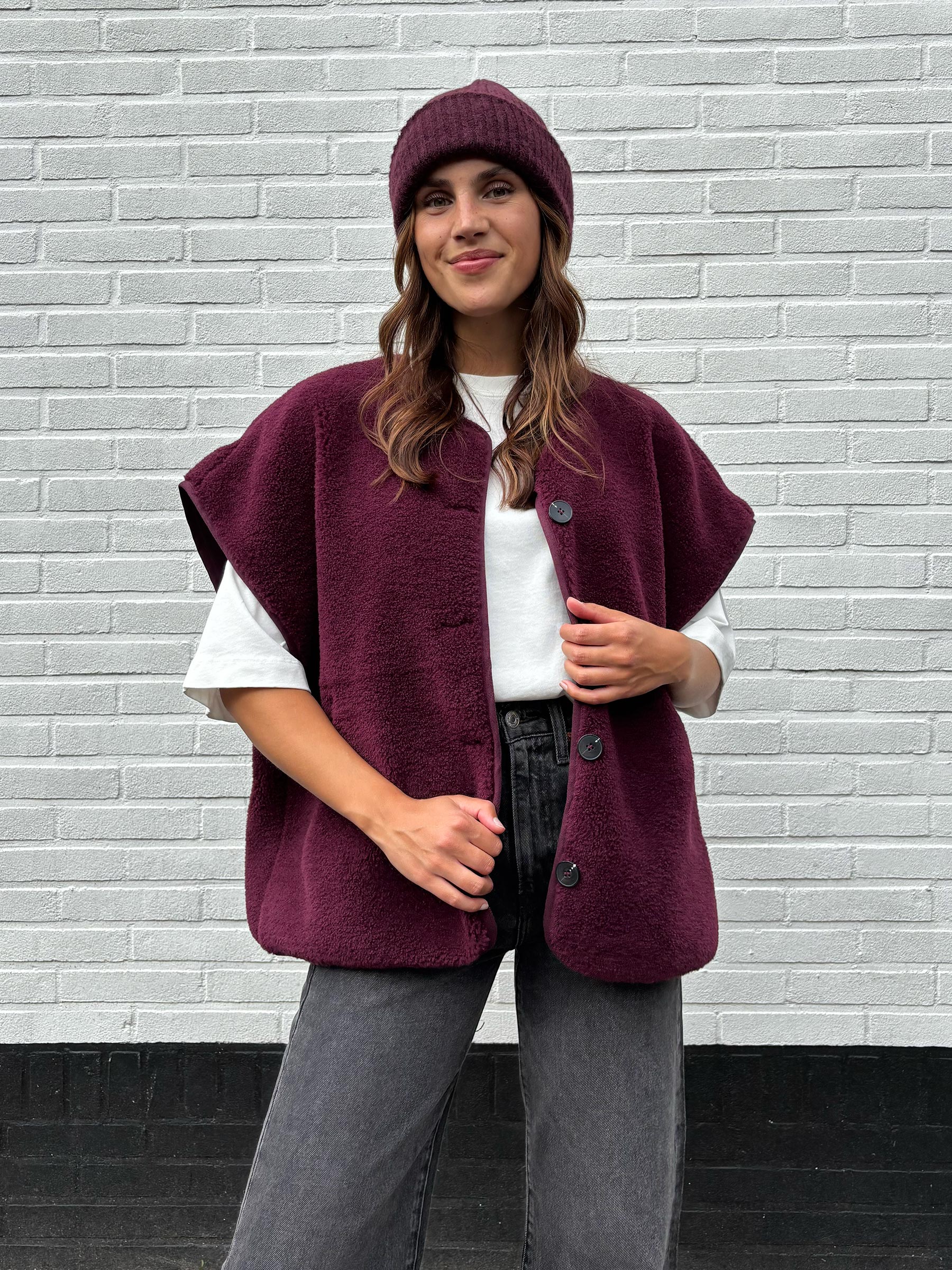 Bordeaux teddy gilet milla - Main Image