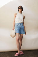 Denim short sheaari