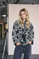 Zwarte quilt jacket embroiderycc