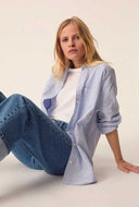 Licht blauwe blouse vilmette