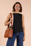 Jackie midi classic leather cognac