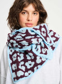 Donker paarse leopard sjaal