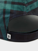 Geruite pet met logo delcro