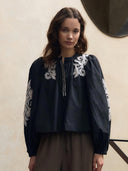 Blouse met borduursel helen