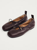 Donkerbruine ballerina's rosalind