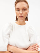 Wit t-shirt met pofmouwen