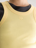 Gele tanktop fikas