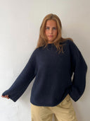 Donker blauwe knit alba o-neck