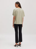 Zandkleurig t-shirt met strikdetail rena