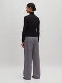 Zwarte coltrui hatti merino jumper