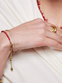 Fijn koraalrood armbandje