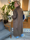 Lange double-breasted mantel jas