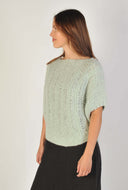 Licht groene pullover irma