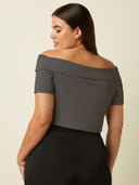 Off-shoulder top met stippen nives