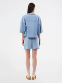 Licht denim short alvarmd