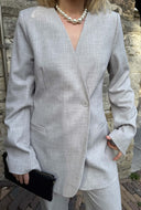 Lichtgrijze blazer heartmd