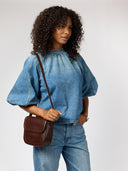 Chocolate crossbody tas nina