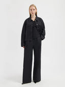 Donkergrijs jasje dana