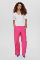 Witte top nuayelet
