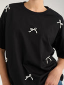 Zwart t-shirt met parelstrikjes nubetunia