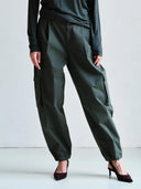 Donkergroene cargo broek