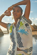 Ecru blouse met print