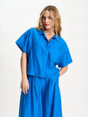 Kobaltblauwe cropped blouse ocean blue