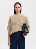 Beige gebreide trui nelly 2/4