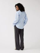 Lichtblauwe blouse maud