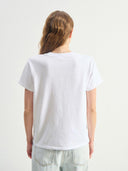 Wit t-shirt met donkerblauw logo ykobow