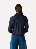 Donkerblauwe satijnen blouse danai