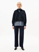 Donkerblauwe denim blouse nalaani