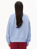Lichtblauwe sweater iconic a alizaa
