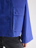 Blauwe korte trenchcoat jenna