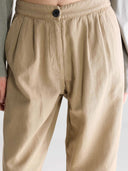 Lichtbruine broek pillow