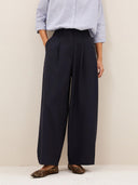 Donkerblauwe pantalon met strepen frida
