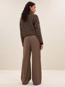 Gestreepte trui diagonal natural pullover biscuit