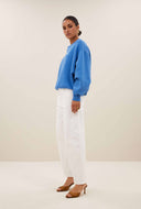 Blauwe sweater bibi dancing