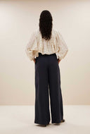 Creme blouse becky dali