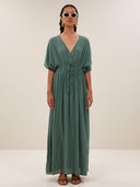 Groene long dress forest night