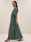 Groene long dress forest night