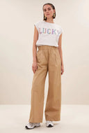 licht grijze top thelma lucky rainbow
