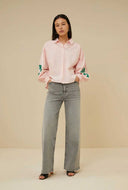 Lichtroze blouse sarah short