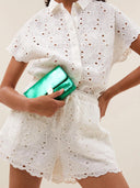 Witte broderie short isa flower