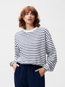 Wit-blauw gestreepte sweater