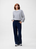 Wit-blauw gestreepte sweater